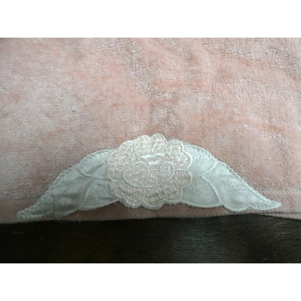 The Avanti Look 70s Vintage Set of 2 Hand Towels Embroidered Pink Green 28